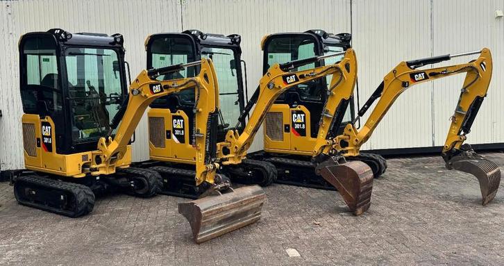 Caterpillar Minigraver & Shovel TE HUUR, Zakelijke goederen, Machines en Bouw | Kranen en Graafmachines, Ophalen