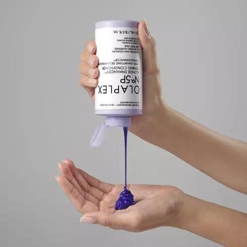 Olaplex Blonde Enhancer Toning Conditioner No.5P, Handtassen en Accessoires, Uiterlijk | Haarverzorging, Nieuw, Verzenden