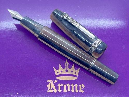 Krone - Multi coloured large fountain pen - Vulpen, Verzamelen, Pennenverzamelingen