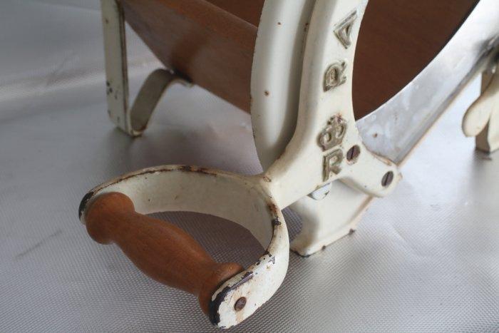 Raadvad - Broodsnijmachine - 294 - Gietijzer - Raadvad, Antiek en Kunst, Antiek | Keukengerei