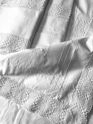 Découpé - Drap de lit (3) - 240 cm - 146 cm