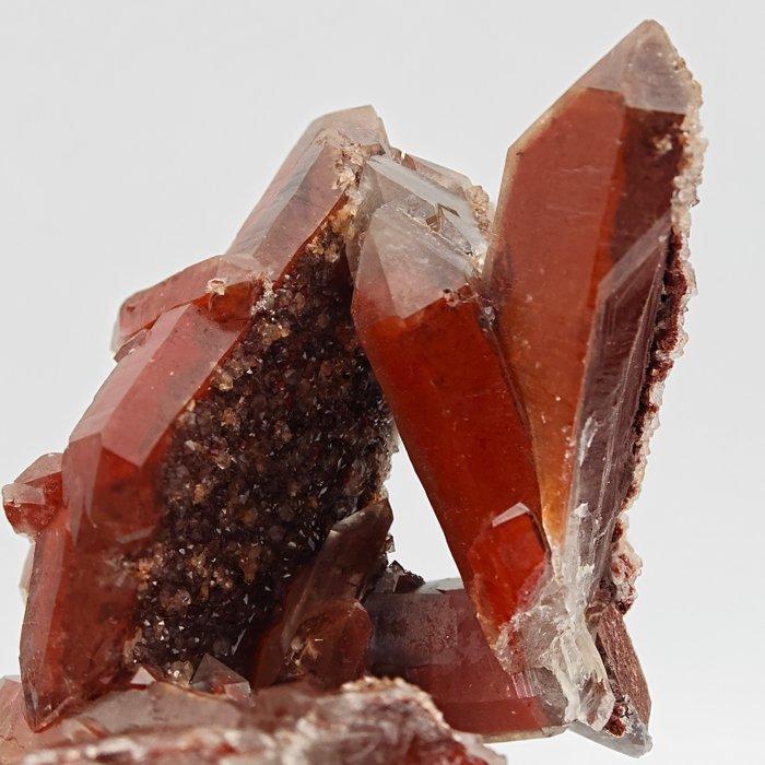 Bloedrood hematietkwarts, elegant Kristallen op matrix -, Verzamelen, Mineralen en Fossielen