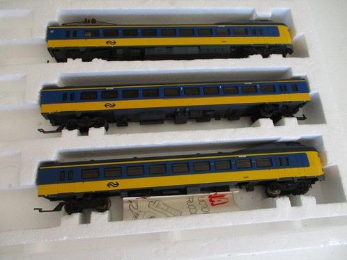 Lima H0 - 149807 S04 - Treinstel (1) - 3-delige set van, Hobby en Vrije tijd, Modeltreinen | H0