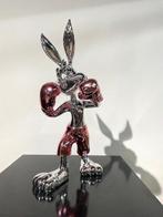 Van Apple - K.O. Bunny - Prada, Antiquités & Art
