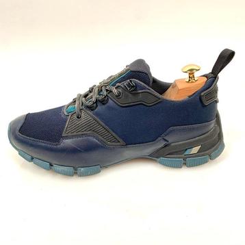 Prada - Sneakers - Taille : EU 40.5 beschikbaar voor biedingen