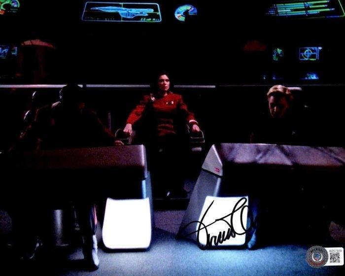 Star Trek - Signed by Tricia ONeil (Captain Garrett), Verzamelen, Film en Tv