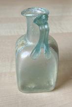 Oud-Romeins, Keizerrijk Glas Cosmetic bottle