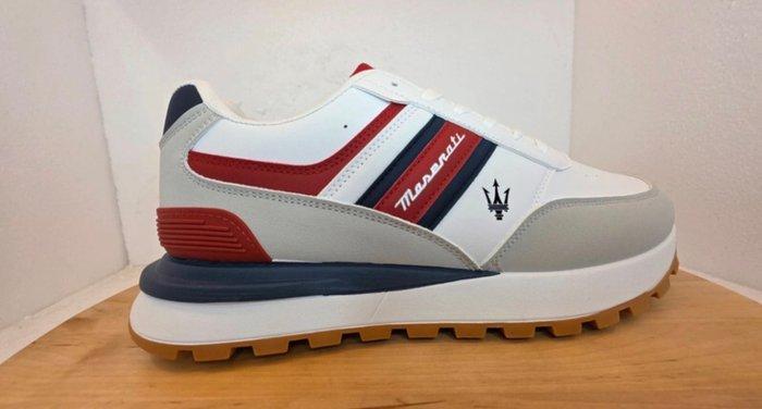 Maserati - Chaussures à lacets - Taille : EU 44, Vêtements | Hommes, Chaussures