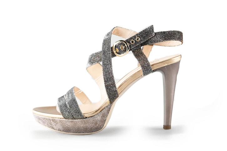 Nero Giardini sandalen in maat 39 Goud | 5% korting, Kleding | Dames, Schoenen, Overige kleuren, Zo goed als nieuw, Sandalen of Muiltjes