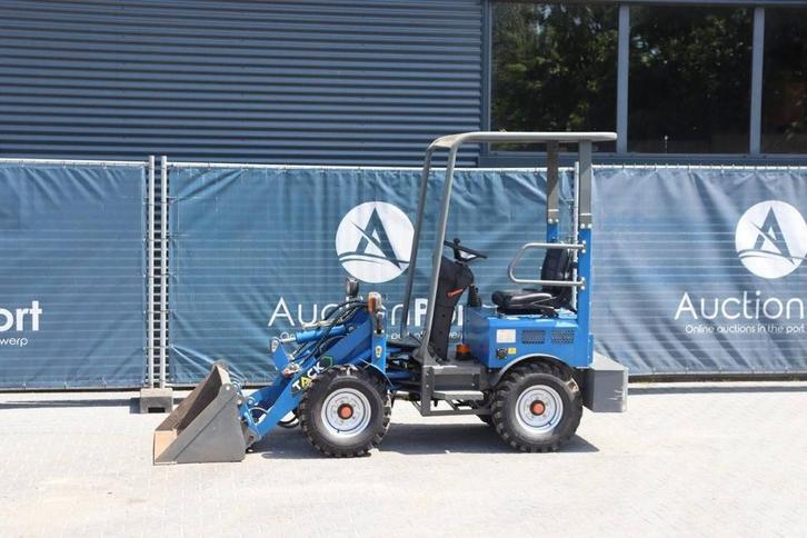 Veiling: Schranklader Tack TACK 604 Mini Loader Diesel 2022, Zakelijke goederen, Machines en Bouw | Kranen en Graafmachines, Ophalen