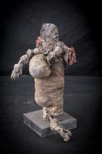 Vreemde vaudoufetische: eendenbek. Voodoo. Vodou. Vodoun -