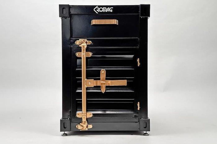 Kromag - Kromag - Kast - KroCon - Staal - KG-CON, Antiek en Kunst, Antiek | Wandborden en Tegels