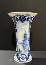 Boch Frères, Keramis - Vase  - Faïence de Delft, Antiek en Kunst