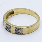 Ring - 18 karaat Geel goud - 0.74ct. tw. Diamant, Nieuw