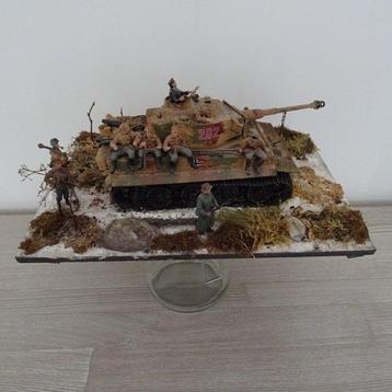 Tamiya - WW2 Bastogne - Diorama Duitse Tiger I tank met 9