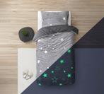 2dekans | Sleeptime Glow in the Dark Stars Dekbedovertrek -, Huis en Inrichting, Slaapkamer | Beddengoed, Ophalen of Verzenden