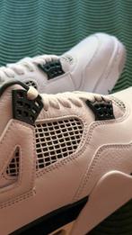 Nike - Air Jordan 4 Retro - Sneakers - Maat: EU 43 - Nieuw, Nieuw