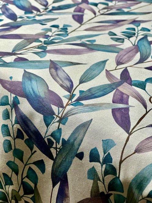Tafelkleed voor grote tafels, bedrukt in intense kleuren, Antiek en Kunst, Antiek | Tapijten, Tafelkleden en Textiel