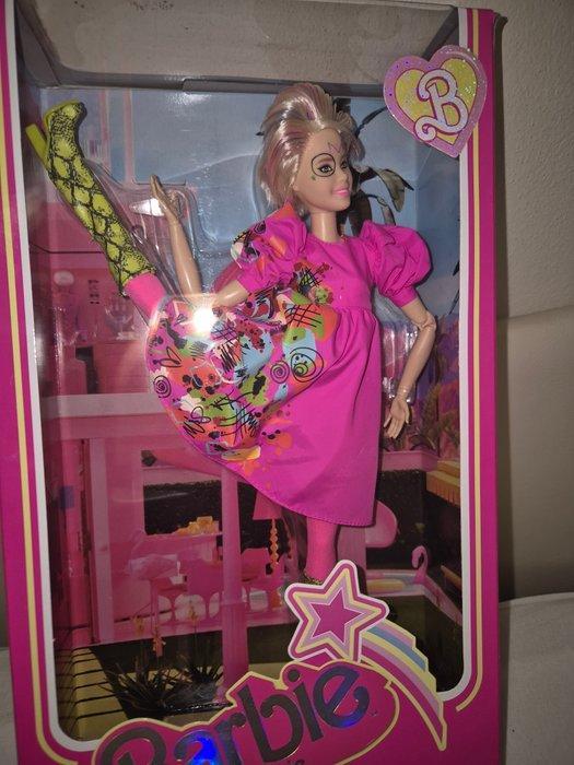 Mattel - Barbiepop Weird Barbie doll The Movie Barbie 2024 -, Antiek en Kunst, Antiek | Speelgoed