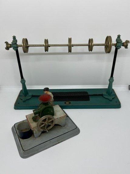 Doll & Cie Pas à léchelle - 2 - Machine miniature, Antiek en Kunst, Antiek | Speelgoed