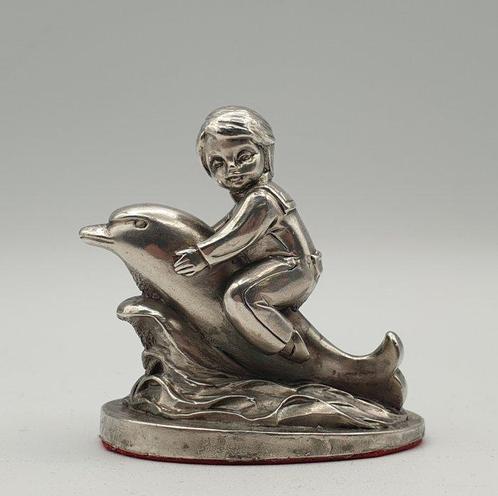 Bimbo con delfino rivestito in Argento 800 - Figure - Argent, Antiek en Kunst, Antiek | Zilver en Goud
