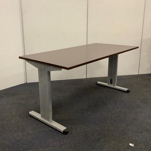 Bureau 160x80 cm, in hoogte verstelbaar,  bruinblad - Grijze, Huis en Inrichting, Bureaus, Bureau, Gebruikt, In hoogte verstelbaar