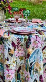 Geprint tuinparadijdtapijt voor grote tafels. - Tafelkleed -