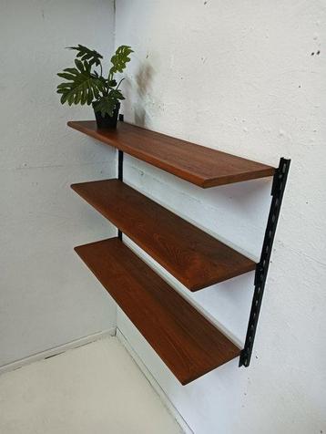 Wandrek - Hout, Metaal beschikbaar voor biedingen