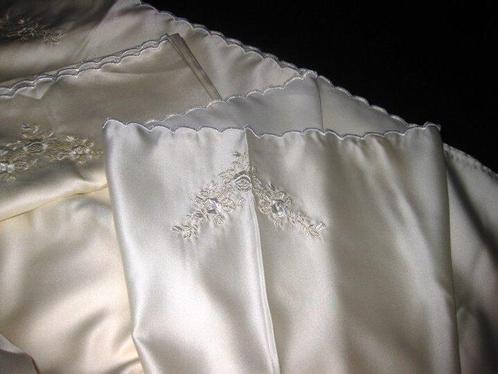 Drap de lit (3) - 250 cm - 190 cm - Jeu de lit en satin pour, Antiek en Kunst, Antiek | Tapijten, Tafelkleden en Textiel