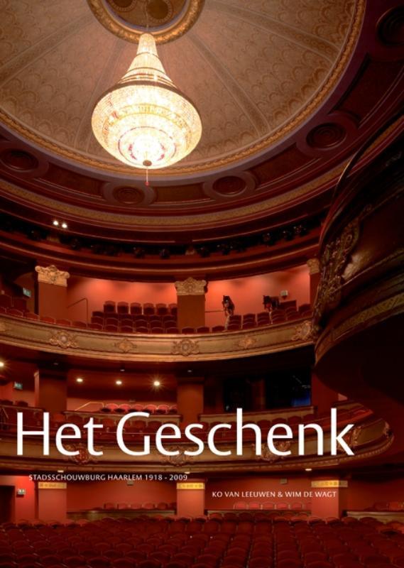 Het geschenk 9789077842331 K. van Leeuwen, Boeken, Kunst en Cultuur | Dans en Theater, Zo goed als nieuw, Verzenden