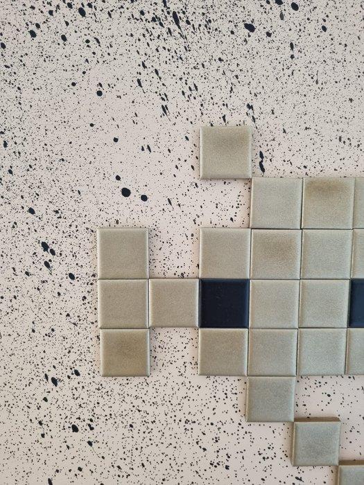 FreeSpeech (XX) - FLYING GOLD SQID - Space Invaders Street, Antiquités & Art, Art | Peinture | Moderne