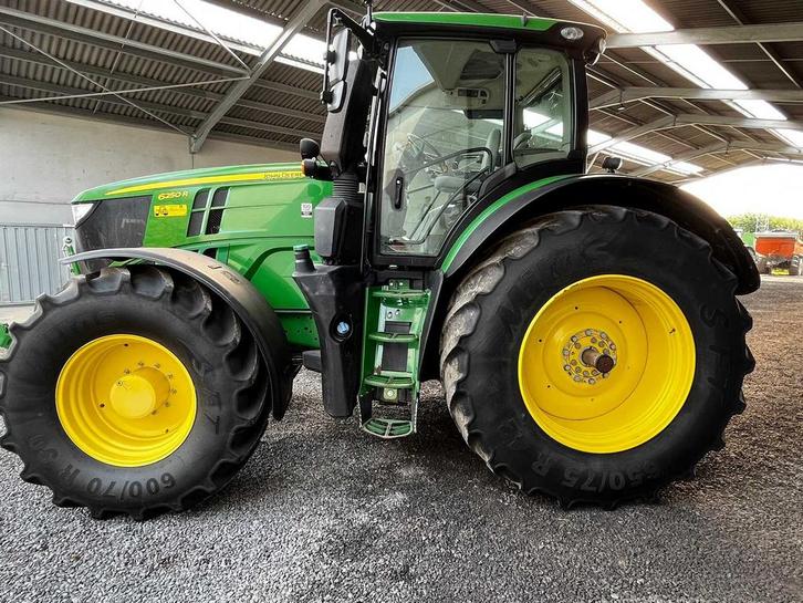John Deere - 6250R - 4-Wheel Drive Tractor - 2017, Zakelijke goederen, Landbouw | Tractoren
