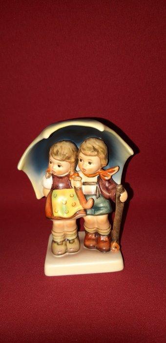 Goebel, Hummel - M.I. Hummel - Statuette, - Stormy Weather -, Antiek en Kunst, Curiosa en Brocante