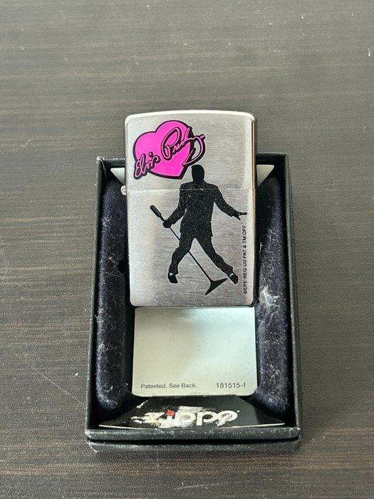 Zippo, Epe - A10 - Elvis presley love + Giftbag - Zonder, Verzamelen, Rookartikelen, Aanstekers en Luciferdoosjes
