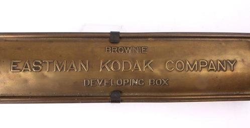 Kodak Brownie developing box Caméra, Audio, Tv en Foto, Fotocamera's Analoog