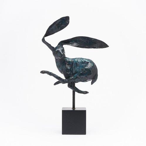 sculptuur, NO RESERVE PRICE - Speckled bronze Rabbit on, Antiek en Kunst, Kunst | Designobjecten