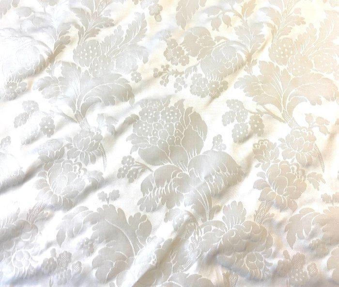 Hoogwaardig! Wit damastweefsel in zijde-mix. - Meubelstof -, Antiek en Kunst, Antiek | Tapijten, Tafelkleden en Textiel