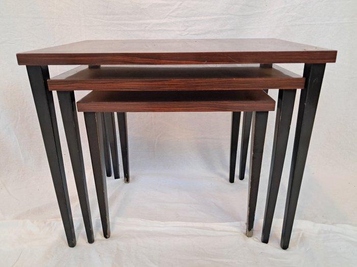 Vaza-Roden - Set bijzettafels (3) - mimiset - Hout -, Antiek en Kunst, Antiek | Meubels | Stoelen en Sofa's