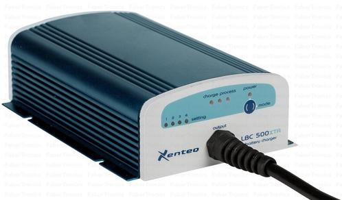 Xenteq Acculader LBC 512-15 XTR, Antiek en Kunst, Antiek | Gereedschap en Instrumenten, Ophalen of Verzenden
