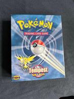 Pokémon - 1 Box - Opened Tempest Gift Box 1998/1999, Hobby en Vrije tijd, Verzamelkaartspellen | Pokémon, Nieuw