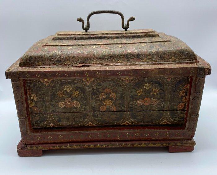 Zeldzame Kashmeerse kist met bloemmotieven - Hout - India -, Antiek en Kunst, Kunst | Niet-Westerse kunst