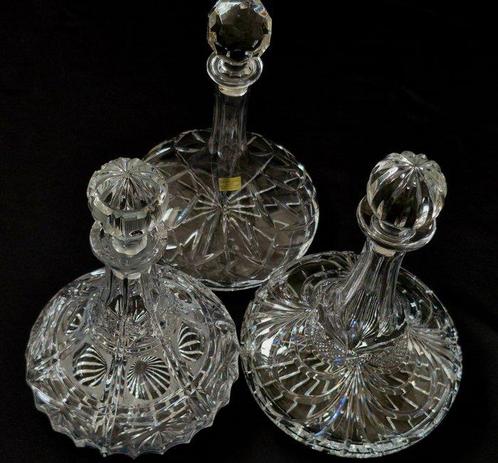 Karaf (3) - Kristal - Drie dikke zware karaffen, Antiek en Kunst, Antiek | Meubels | Tafels