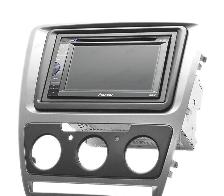FACADE AUTORADIO EN GRIS RADIO 2 DIN POUR SKODA OCTAVIA 08-1, Auto diversen, Autoradio's, Verzenden