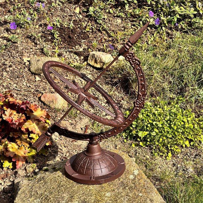 Zonnewijzer - Gietijzer - Polen - 2000-2010, Antiek en Kunst, Curiosa en Brocante