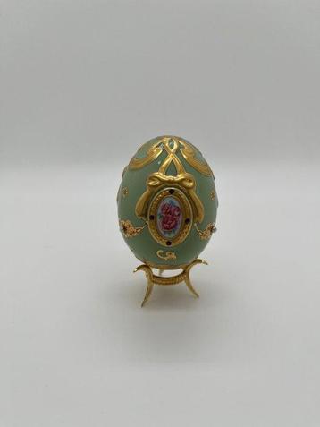 Fabergé ei - House of Fabergé - “The Imperial Jeweled Egg