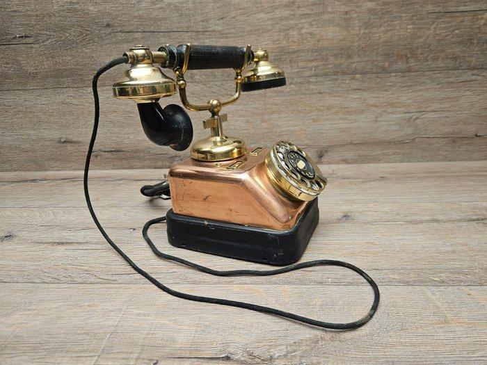 KTAS - Kjobenhavns Telefon Aktieselskab - Analoge telefoon -, Antiek en Kunst, Kunst | Designobjecten