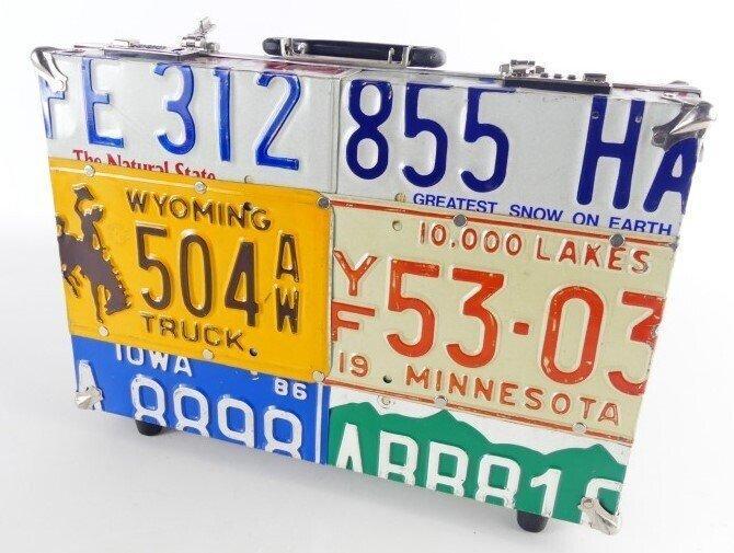 Vintage koffer LEVIS denim jeans/Amerikaanse kentekenplaten, Antiek en Kunst, Curiosa en Brocante