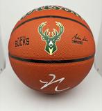 Milwaukee Bucks - NBA Basketbal - Giannis Antetokounmpo -