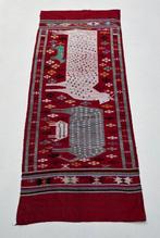 Wandkleed - Paa Kang - Tai Daeng - Laos (Zonder