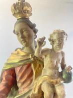 Figurine - Madonna avec lEnfant - 40 cm - Antique - Bois -